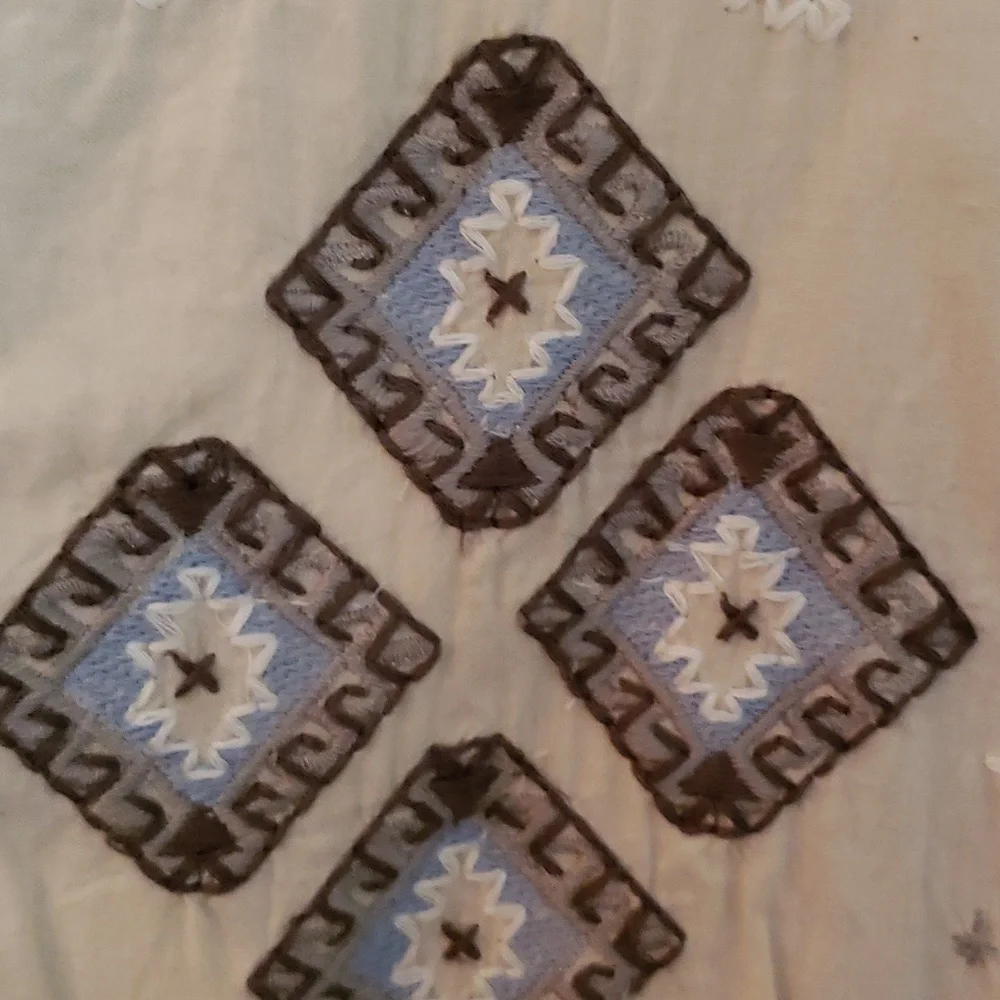 Tunic - Picture 3 of 3